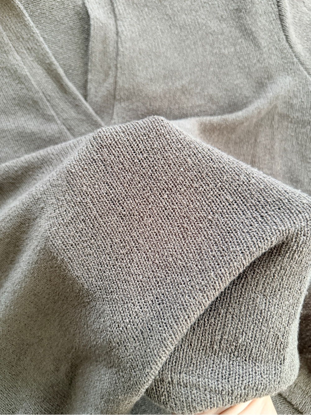 H&M Knit Top - Picture 3 of 3